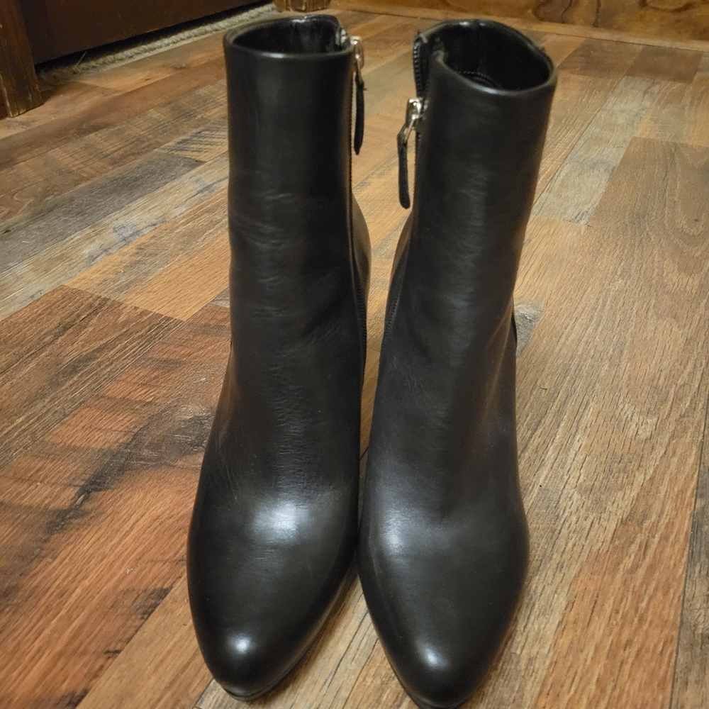 Black nine west booties